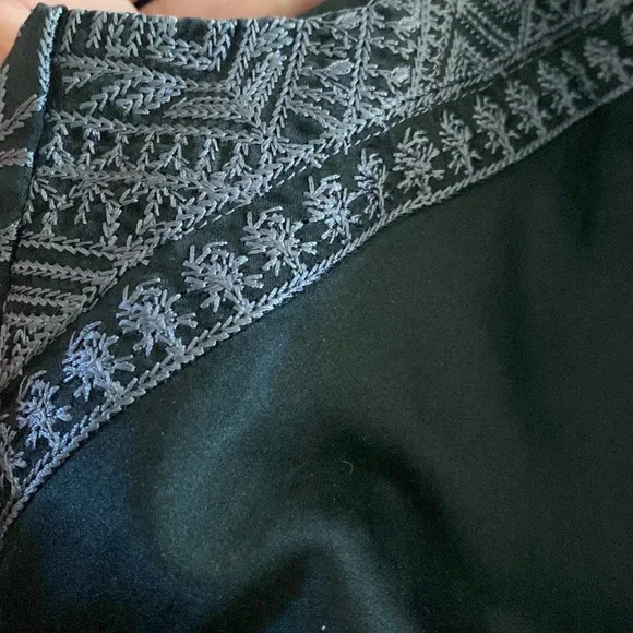 ❌SOLD❌ Twelfth Street by Cynthia Gatsby Open Back With Embroidery Detail🖤🖤🖤 - Picture 5 of 14